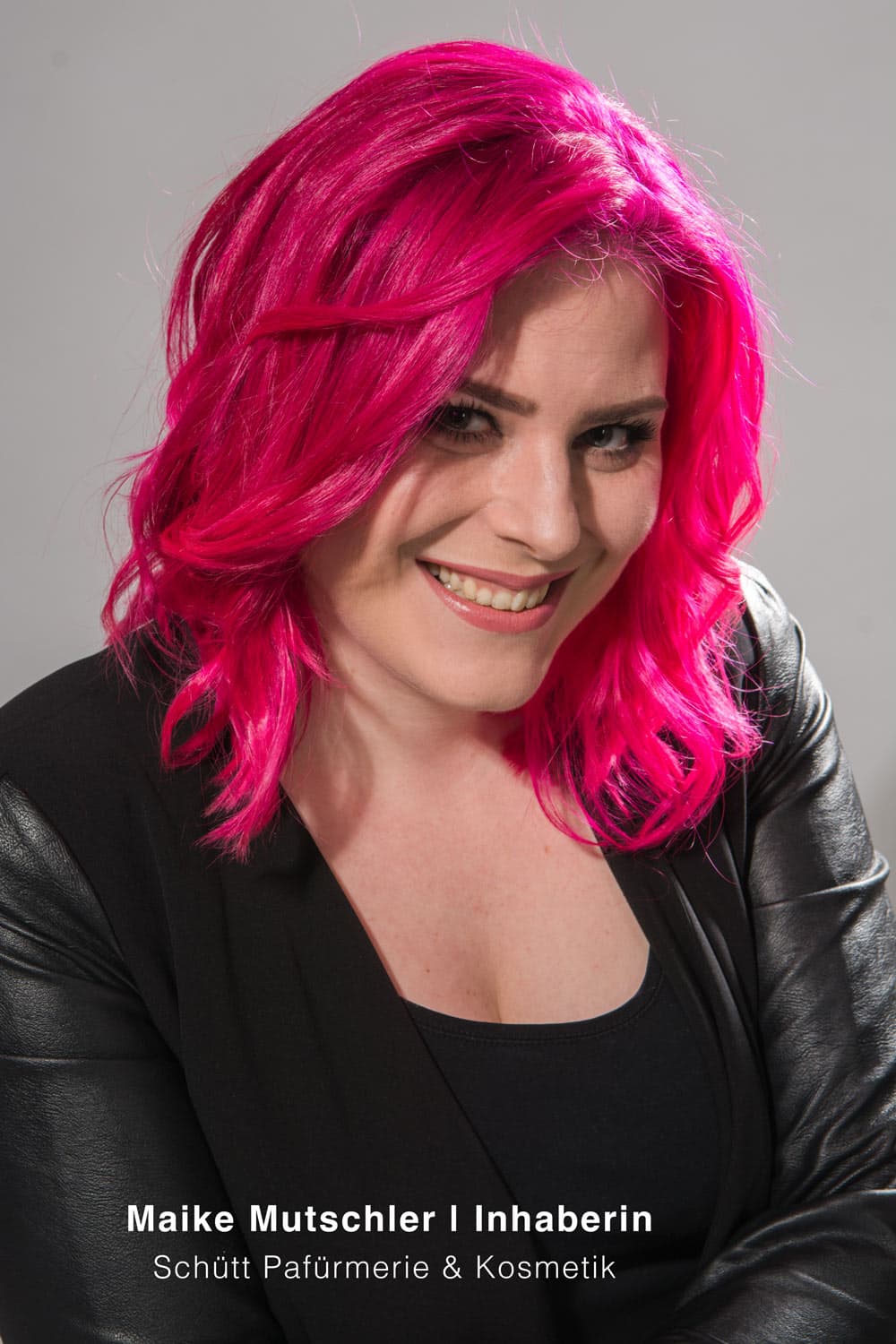 Maike Mutschler – Schütt Parfümerie & Kosmetik